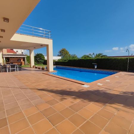 Villa Maricel 알카나 외부 사진