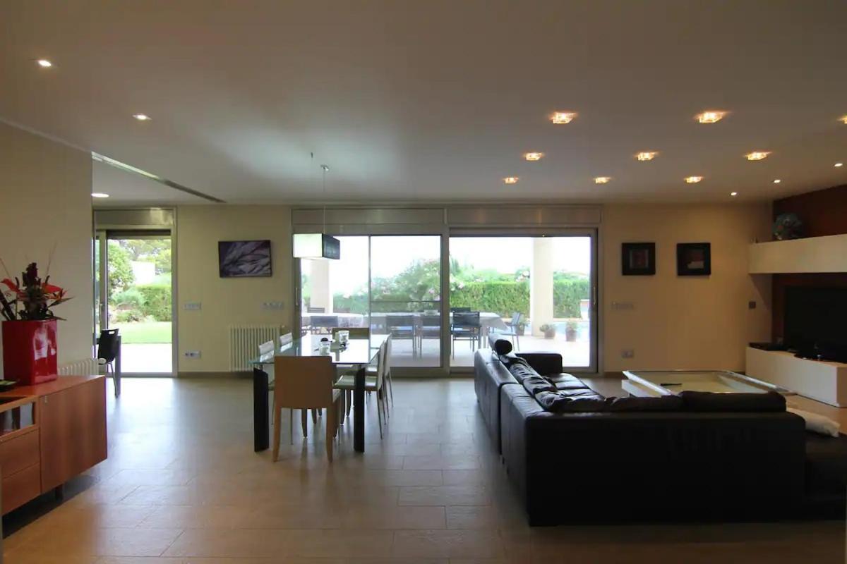 Villa Maricel 알카나 외부 사진