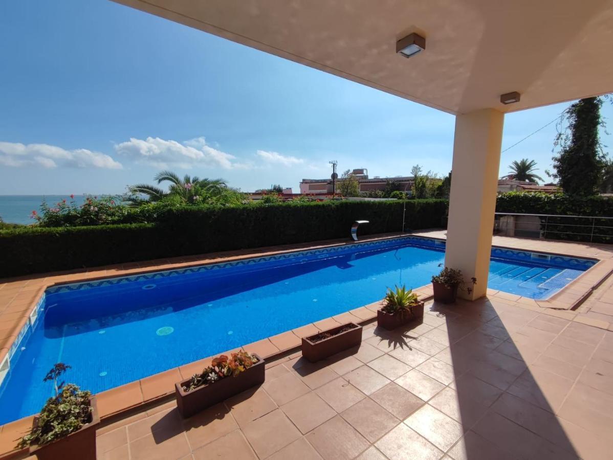 Villa Maricel 알카나 외부 사진